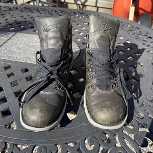 Vertigo 917 Dark Gray